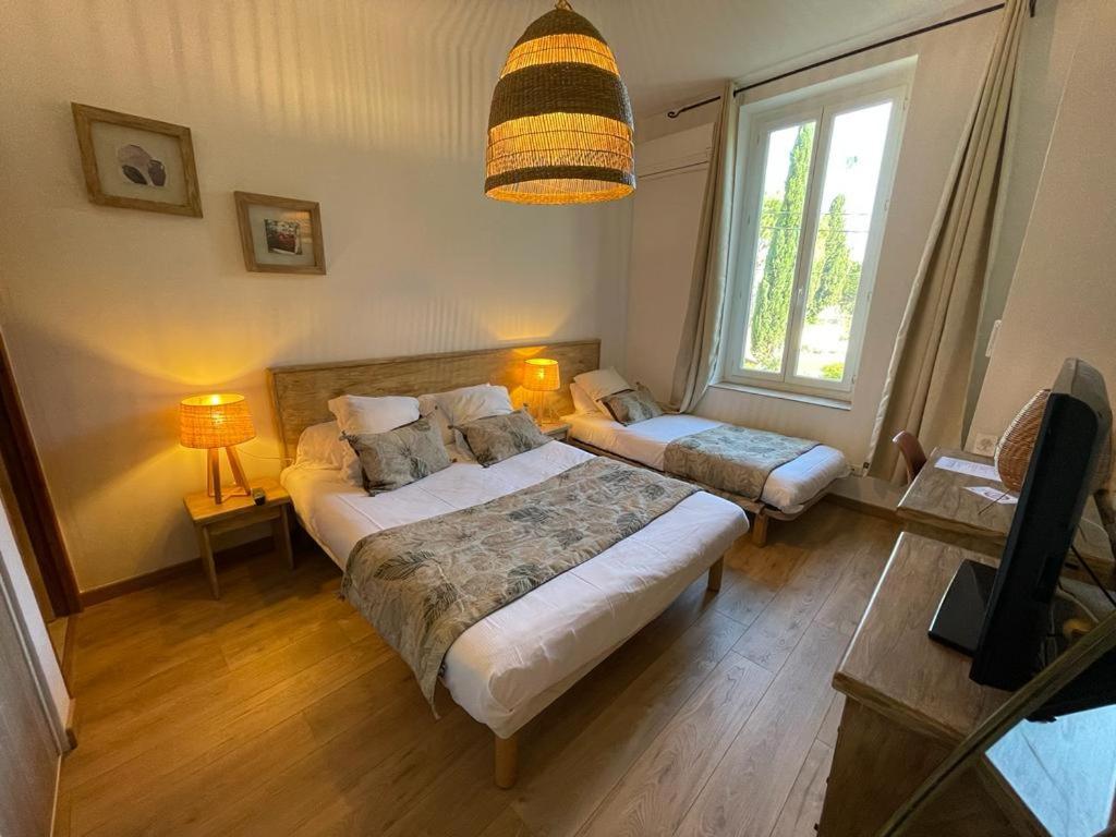 Hotel Mas De Galoffre Ним Екстериор снимка